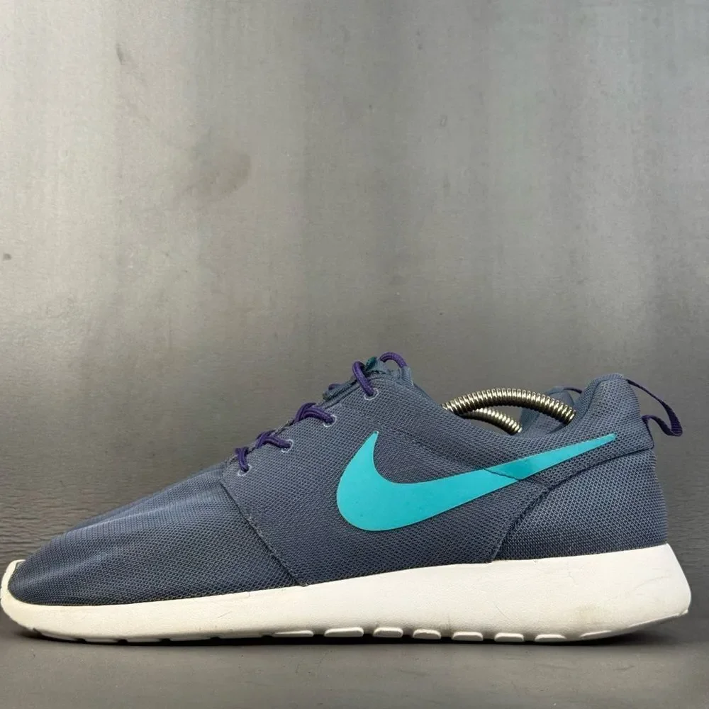 Nike Roshe one athletic sneaker shoes men’s size 12